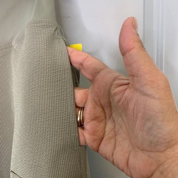 SAGE Collective Women's Wide Leg Cropped Cargo Pant, Olive Green (Sizes S & M) - Picture 2 of 14